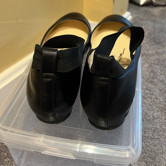 Jessica Simpson ballet flats - Picture 2 of 4